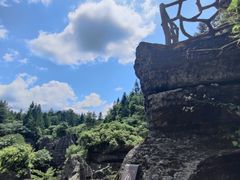 -梭布垭石林景区