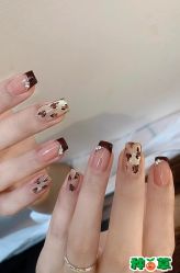 -拾光美甲美睫半永久