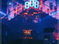 -808 LiveHouse