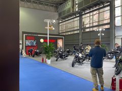 -成都世纪城新国际会展中心