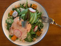 牛油果秋葵烧鸡沙拉-COMMUNE幻师(上邦百汇城店)