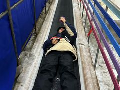 -乔波室内滑雪场