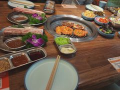 -明洞阿姨·韩式酱蟹烤肉·创意料理(三元桥店)