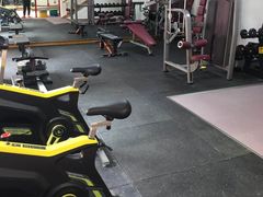 -悦耐私教健身馆(保利中心店)