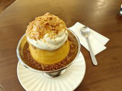 -Café Monson