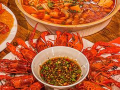 -李双猪·小龙虾·烧烤·羊肉煲(乐山店)