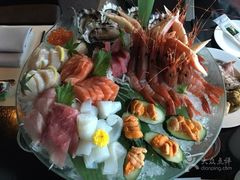 -澳门旅游塔360°旋转餐厅(南湾湖广场店)