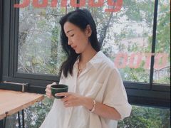 -花苑里咖啡(威远店)
