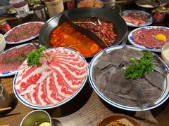 -萍姐火锅·公路夜市(武汉首店)