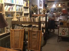 -斯多格书乡(北京大学畅春园店)