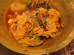 -毛肚向右·川渝毛肚王(经开永旺店)