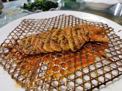 -天天向上素食餐厅(五台山店)