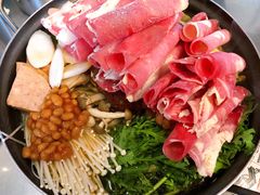 部队锅-MI WU FACTORY米屋美食工厂餐厅(绿地店)