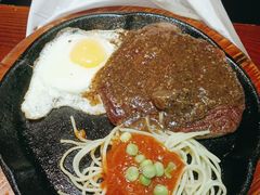 -皇品世家牛排(七一路店)