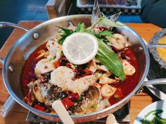 -菌自由丨野生菌火锅特色庭院餐厅(丽江古城店)