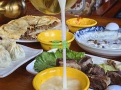 -塔洛藏餐吧(香格里拉古城店)