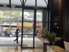 -铂尔登国际酒店(南山深圳湾口岸店)