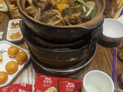 -阿润打边炉·鲜切鸡煲(华漕店)
