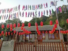 -百里峡七彩艺术小镇