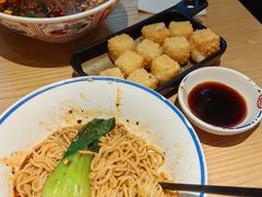 -蓉李记成都名小吃(武汉经开万达店)