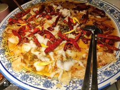 -桂二老坛酸菜鱼(三街两巷店)