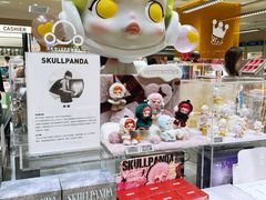 -泡泡玛特POPMART(蓝色港湾店)