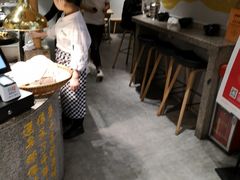 大堂-巷内锅盔(西城都荟店)