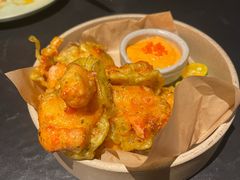 香料炸鸡配蟹籽奶酪酱-NEED创意韩国料理(青岛万象城店)