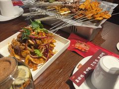 -三个大叔烤羊肉串·炭炉砂锅菜(西三旗店)