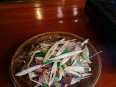 春笋腊肉-苗湘食府(十年店)