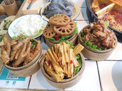 -瓜西西重庆火锅(花溪店)