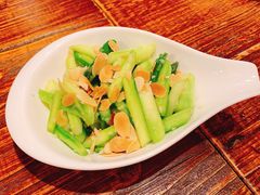 芦笋-1886德国汽车餐厅(外滩十六铺码头店)