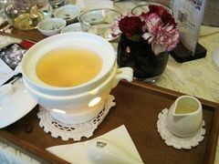 -燕庭·纯燕窝·甜品下午茶(南京西路店)