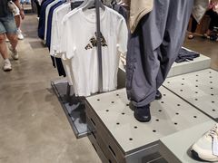 -adidas(正佳广场店)