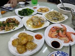 -双月饭店·20年老字号(新村店)