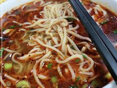 -陇上全荟兰州传统牛肉面(延吉路店)