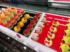 -Salon de The de Joel Robuchon(外滩18号店)