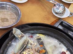 -濠轩阁特色生蚝火锅(水湾路店)
