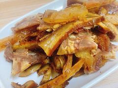 -赵家牛肉砂锅(台西三路店)