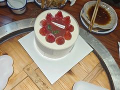 -山与蓝·轻糖鲜果蛋糕(勒泰店)
