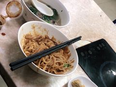 -华威达牛庄(黄埔大道西店)