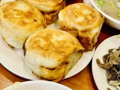 -宝瑞门钉肉饼店