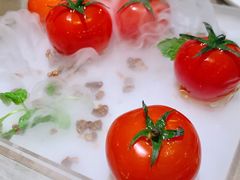 番茄脆菇沙拉-小大董·烤鸭(凤凰汇店)