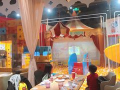 -莫莉哇咔亲子餐厅(乐堤港店)