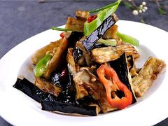 风味茄子-闯关东东北农家菜(崂山石老人店)
