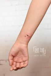-越域刺青