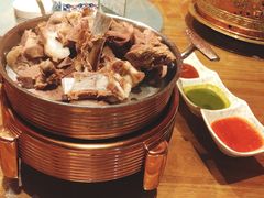 手扒肉-蒙亨·手把肉·蒙古包文化主题餐厅(天恒广场店)