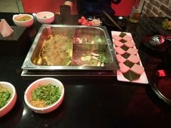 -陈阿婆重庆绿色鱼火锅