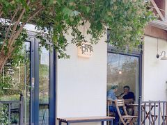 -Cafe Villa