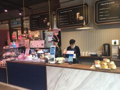 -巴黎贝甜(财富中心店)